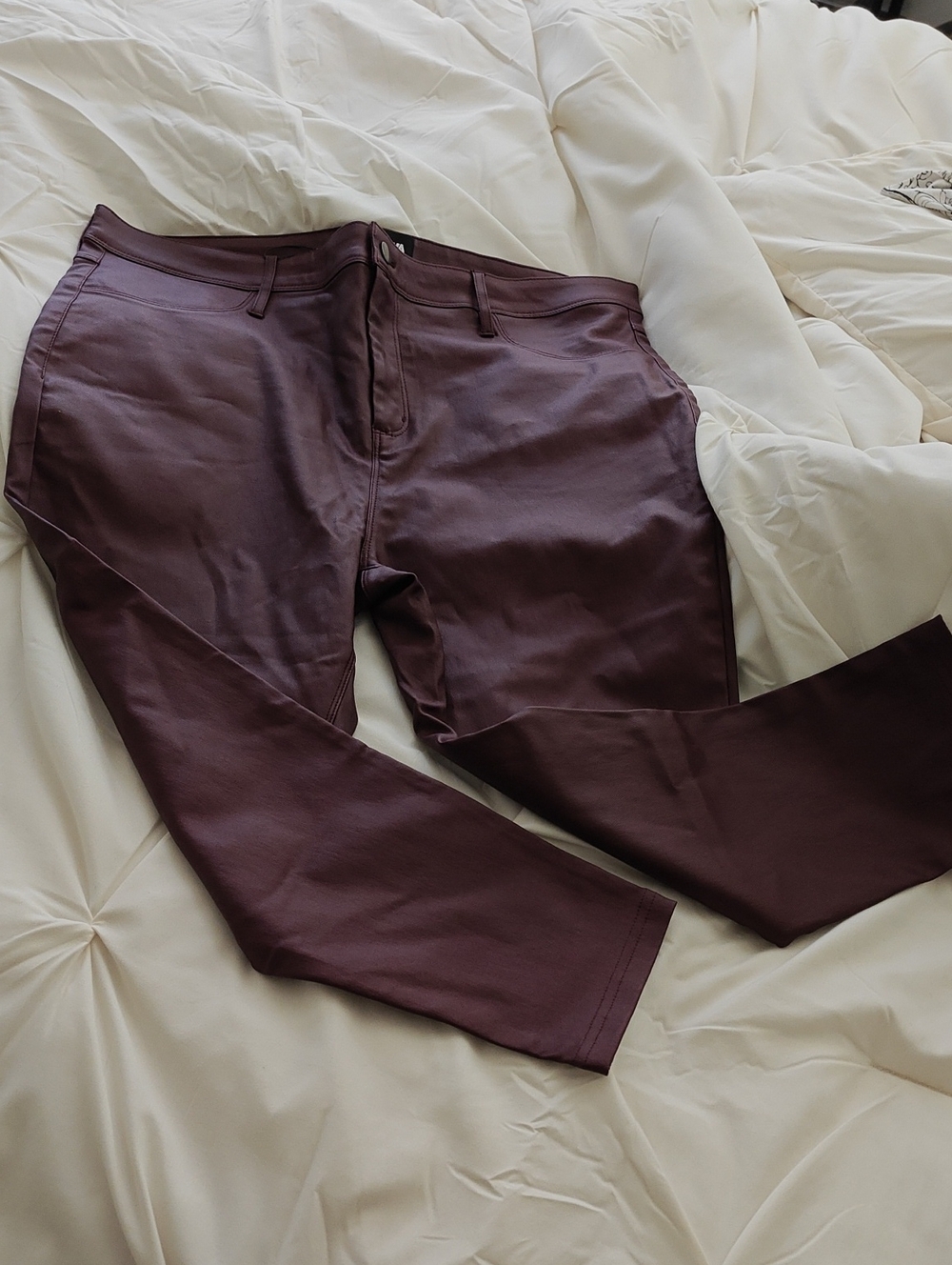 Fashion Nova Wine Faux Leather/Coated Jean Skinny Capri